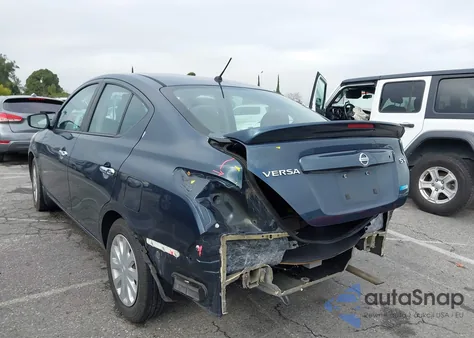 2015 Nissan Versa 1.6 Sv z USA, uszkodzony, nr VIN 3N1CN7AP3FL859519